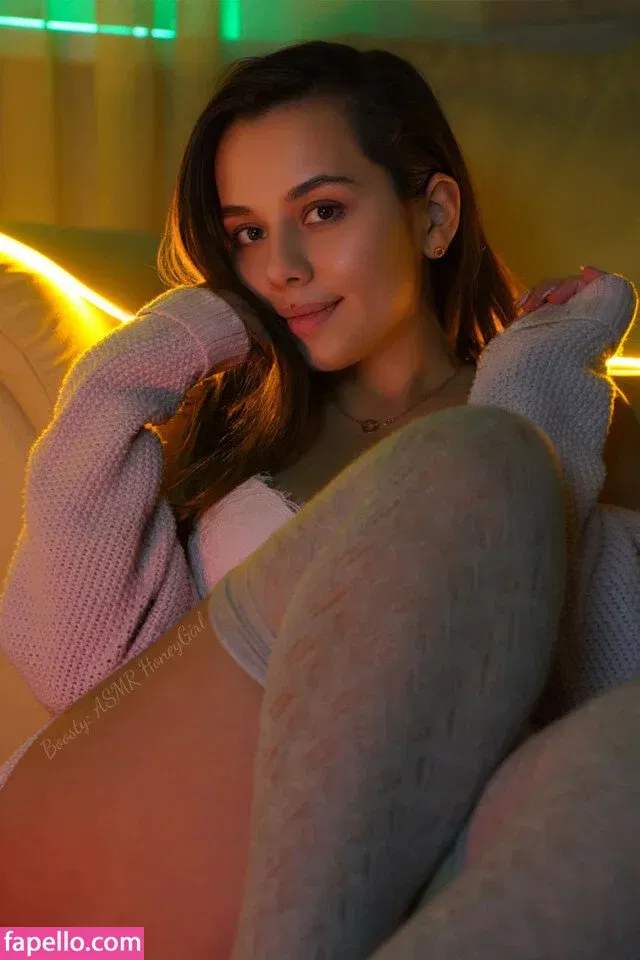 HoneyGirl / zzarraffa Onlyfans Photo Gallery 