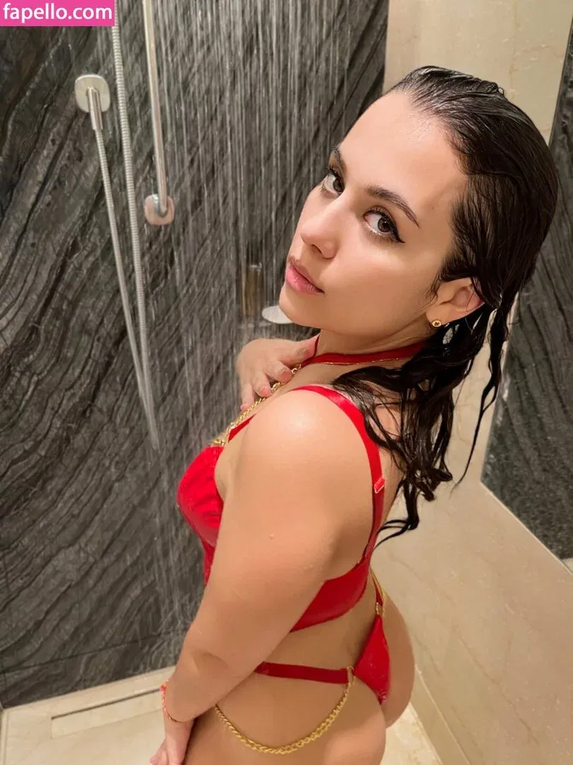 HoneyGirl / zzarraffa Onlyfans Photo Gallery 