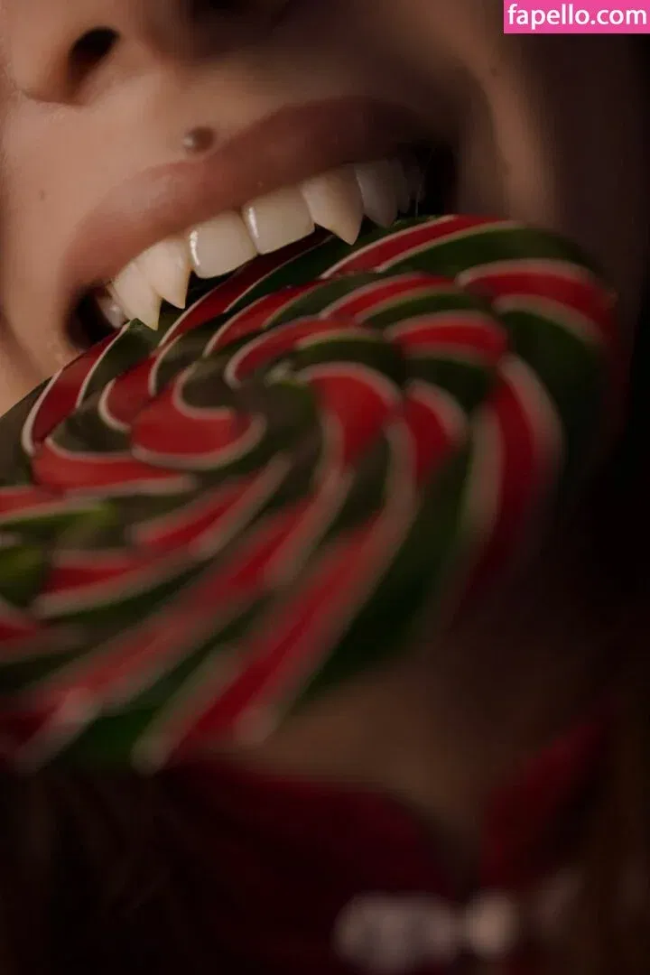 HoneyGirl / zzarraffa Onlyfans Photo Gallery 