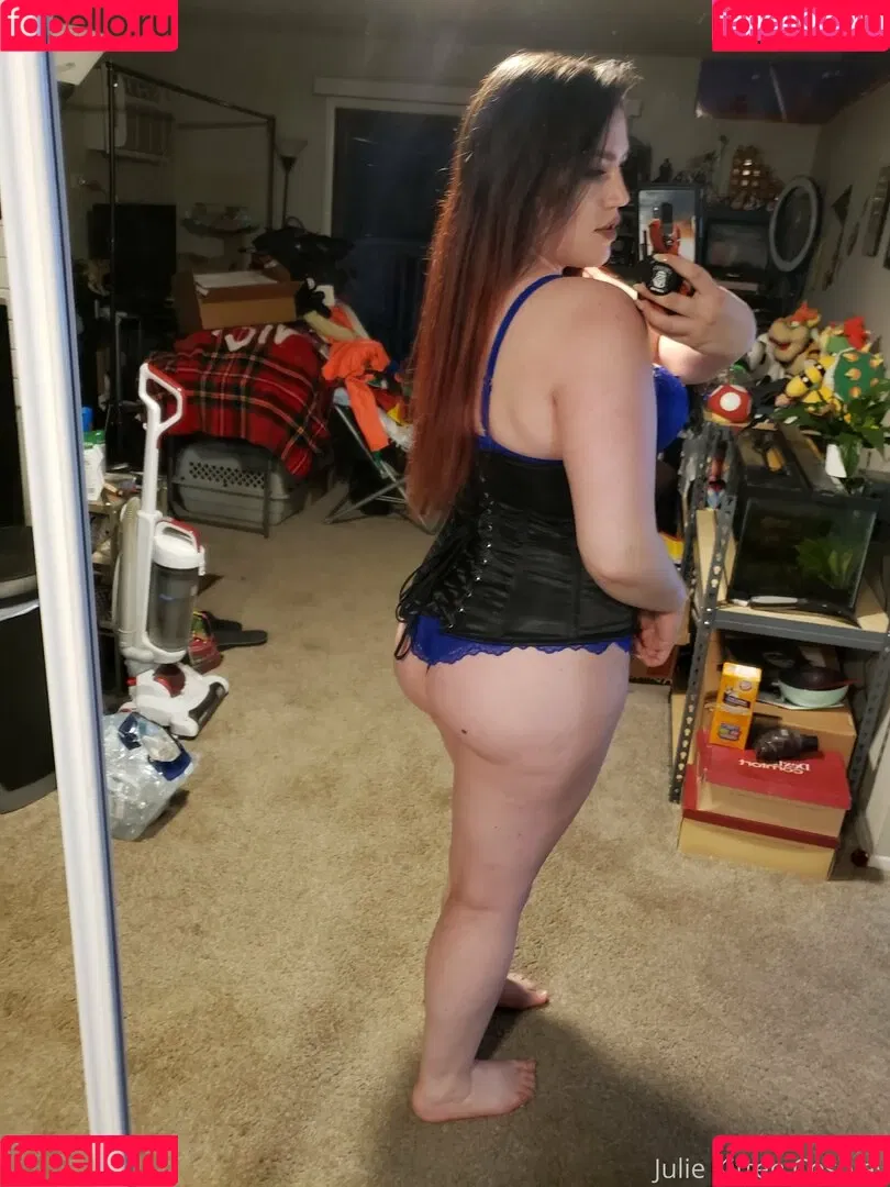 / Julie Kitten Cosplay / PixelxKitten / PixelxKittentv Onlyfans Photo Gallery 