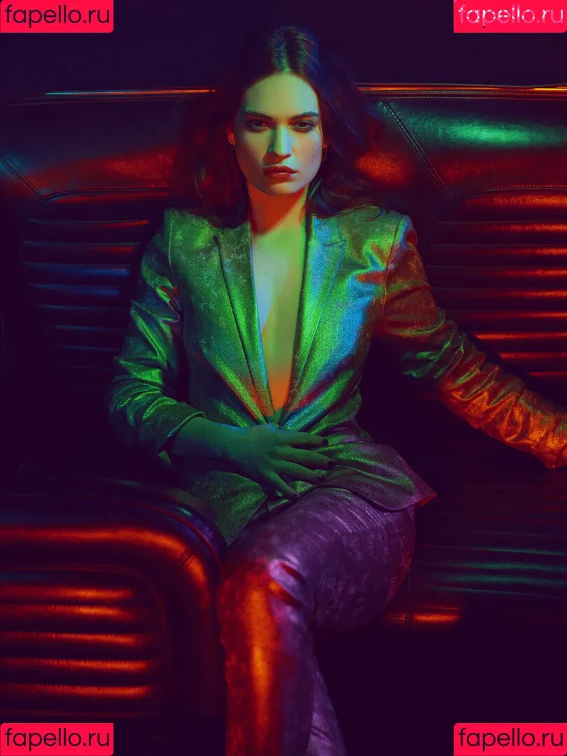 Lily James / lillyjames / lilyjamesofficial Onlyfans Photo Gallery 
