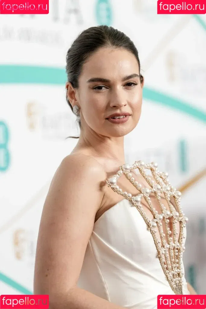 Lily James / lillyjames / lilyjamesofficial Onlyfans Photo Gallery 