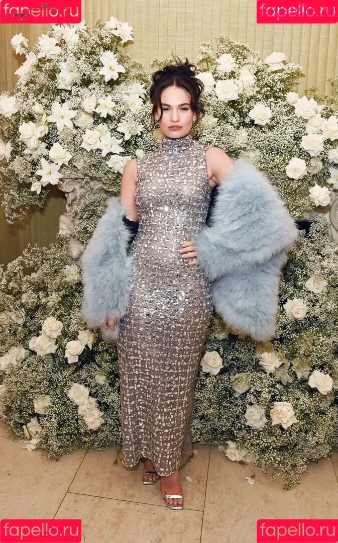 Lily James / lillyjames / lilyjamesofficial Onlyfans Photo Gallery 