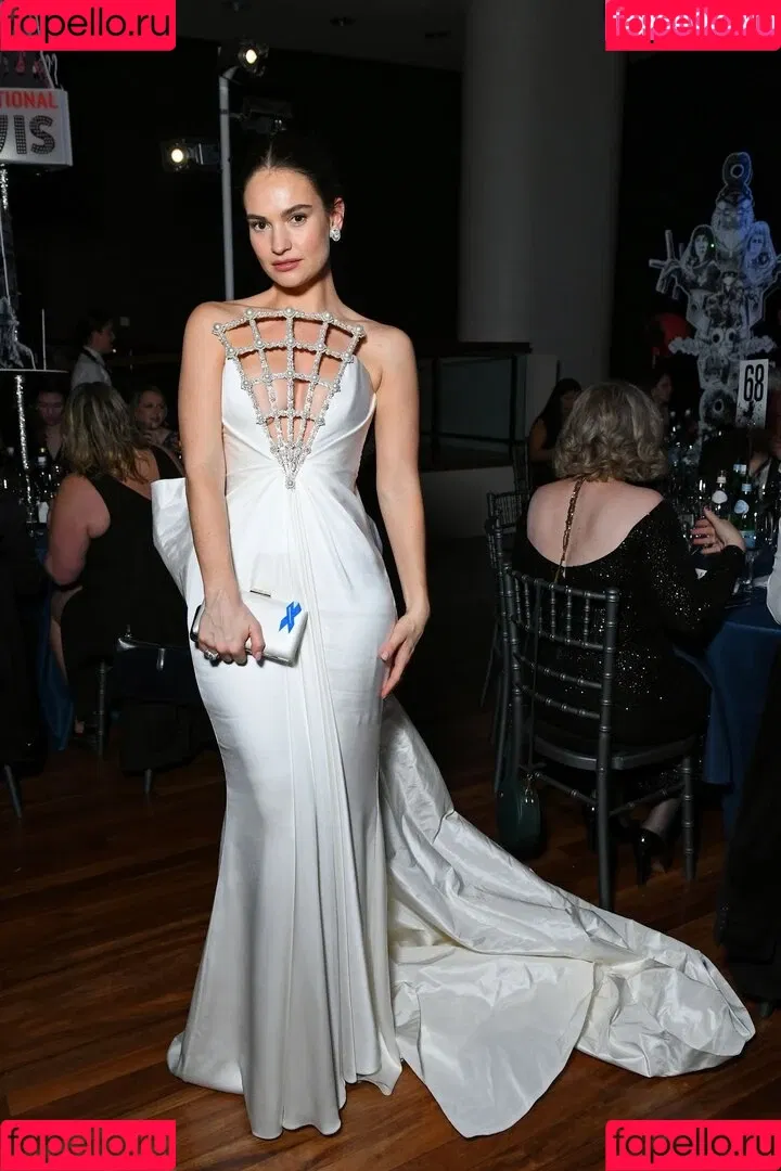 Lily James / lillyjames / lilyjamesofficial Onlyfans Photo Gallery 