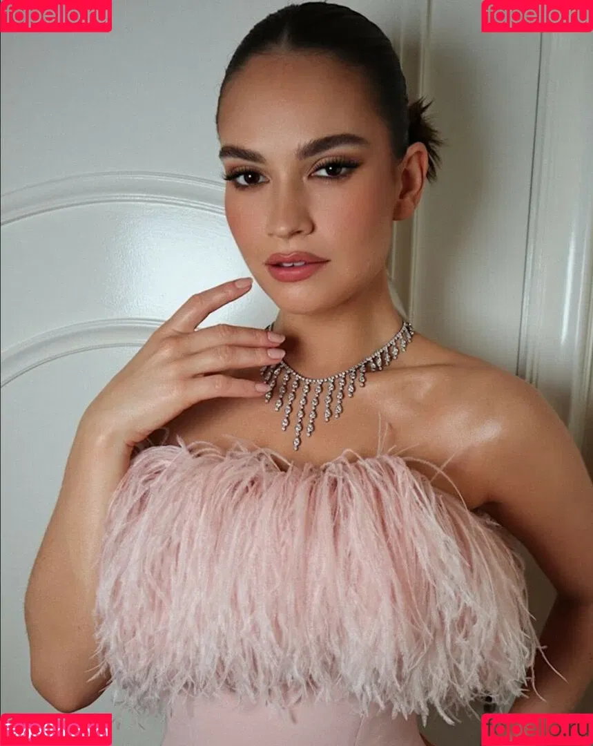 Lily James / lillyjames / lilyjamesofficial Onlyfans Photo Gallery 