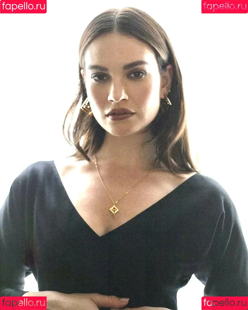 Lily James / lillyjames / lilyjamesofficial Onlyfans Photo Gallery 
