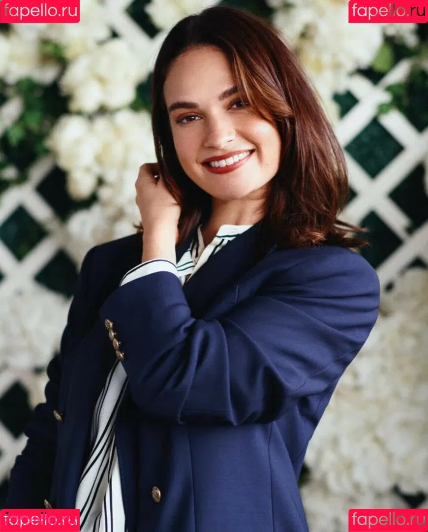 Lily James / lillyjames / lilyjamesofficial Onlyfans Photo Gallery 