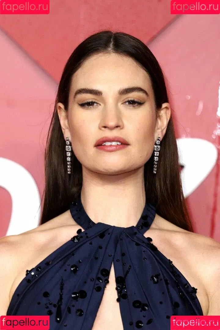 Lily James / lillyjames / lilyjamesofficial Onlyfans Photo Gallery 