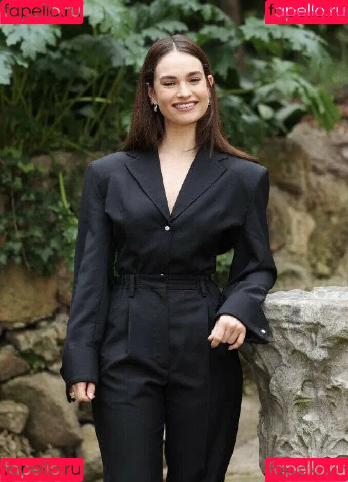 Lily James / lillyjames / lilyjamesofficial Onlyfans Photo Gallery 
