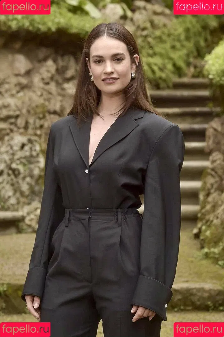 Lily James / lillyjames / lilyjamesofficial Onlyfans Photo Gallery 