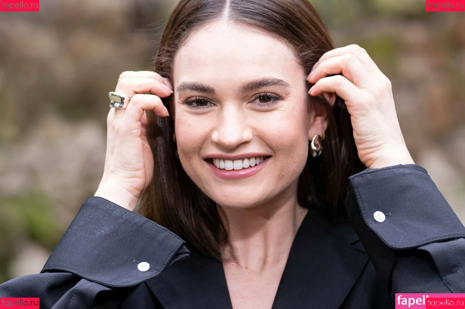 Lily James / lillyjames / lilyjamesofficial Onlyfans Photo Gallery 