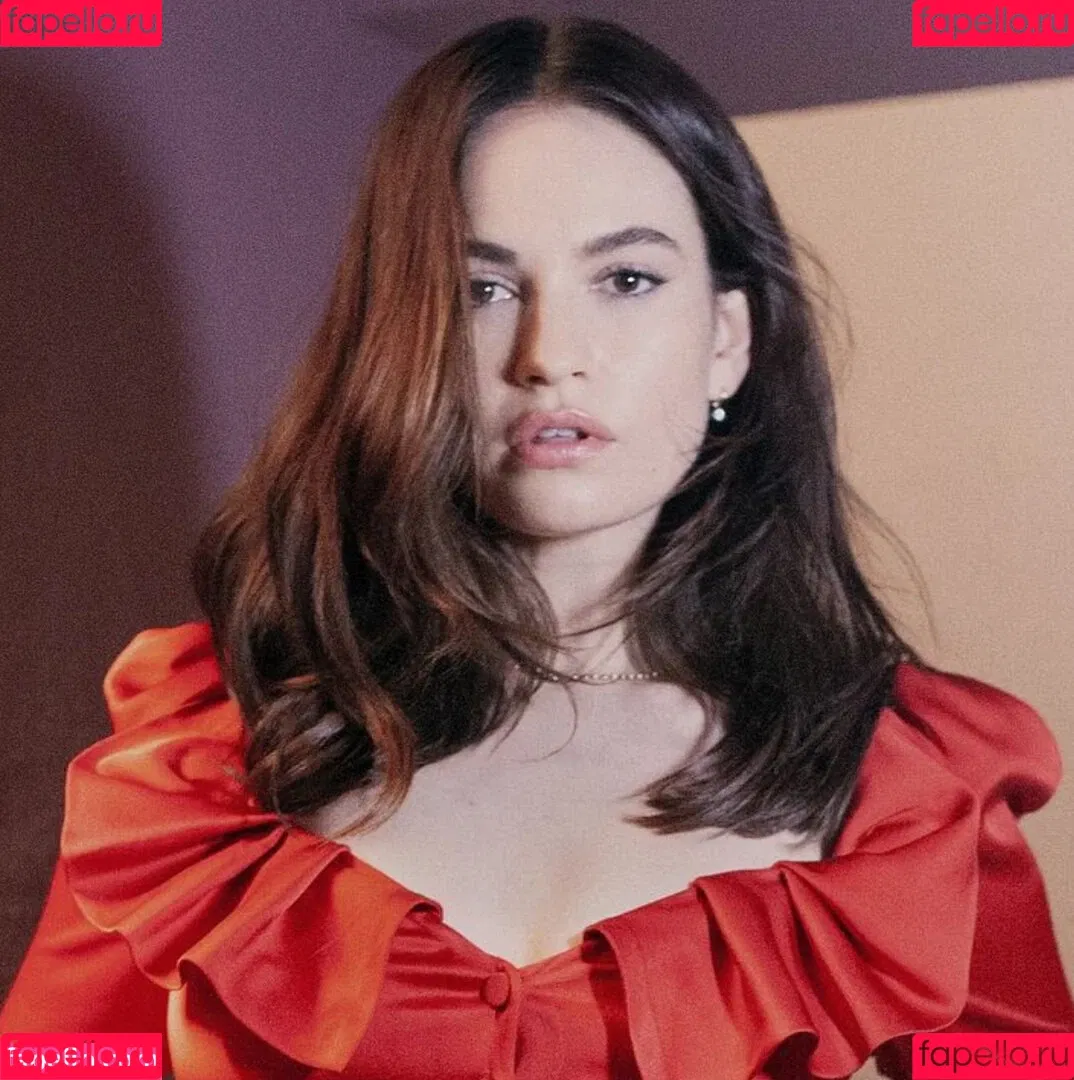 Lily James / lillyjames / lilyjamesofficial Onlyfans Photo Gallery 