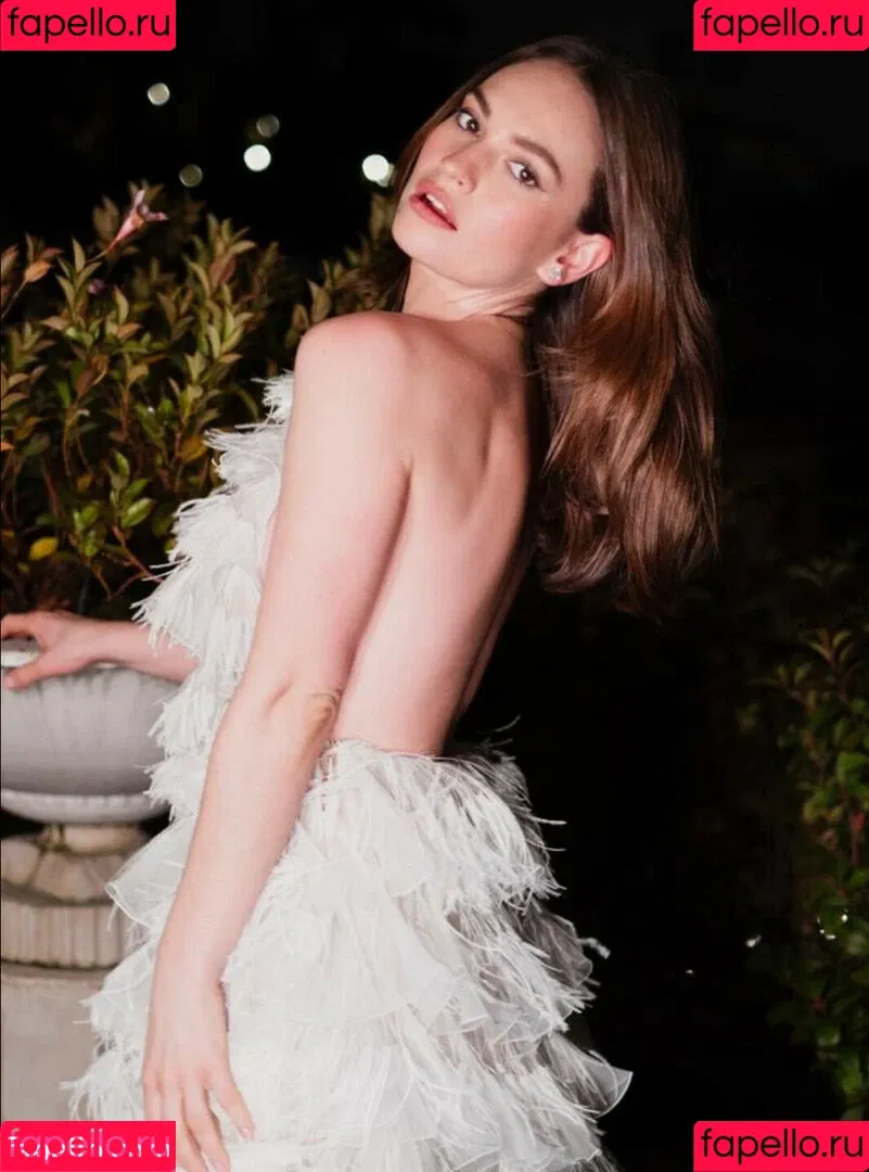 Lily James / lillyjames / lilyjamesofficial Onlyfans Photo Gallery 