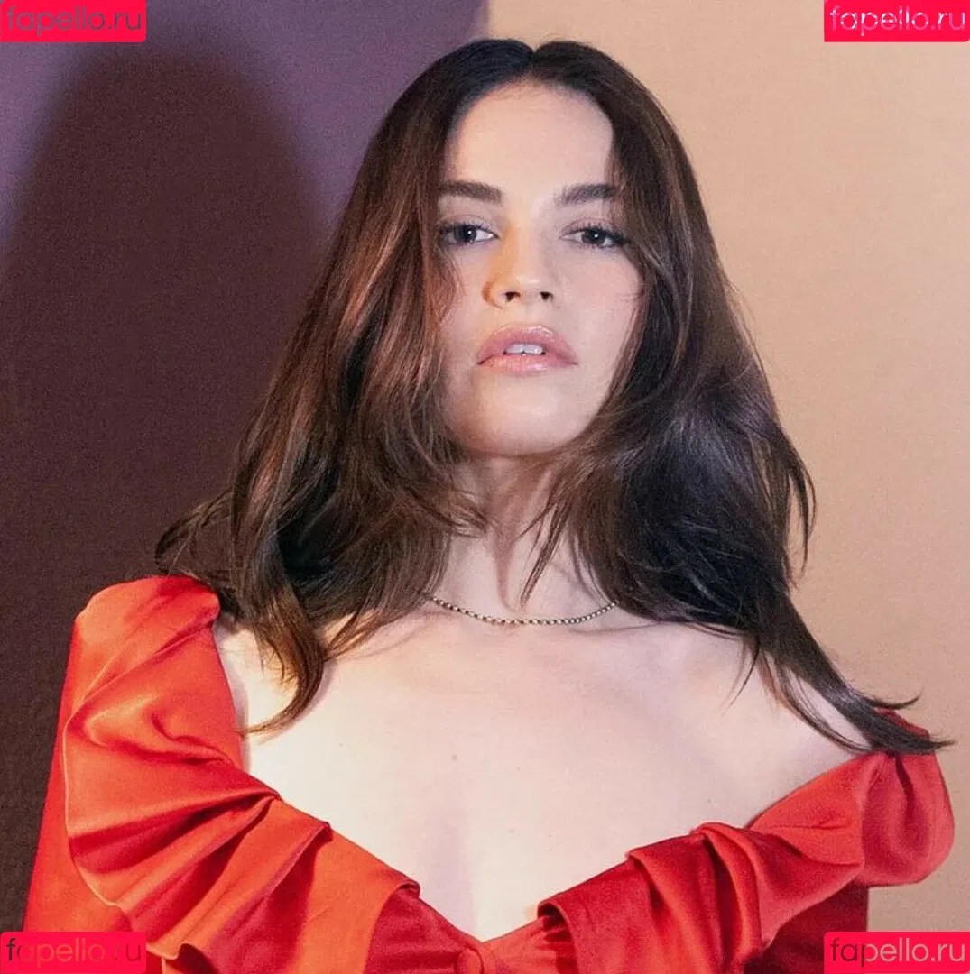 Lily James / lillyjames / lilyjamesofficial Onlyfans Photo Gallery 