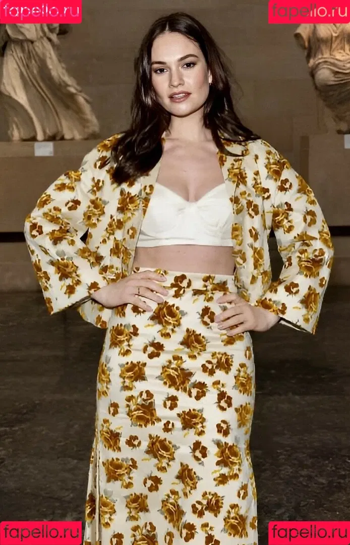 Lily James / lillyjames / lilyjamesofficial Onlyfans Photo Gallery 
