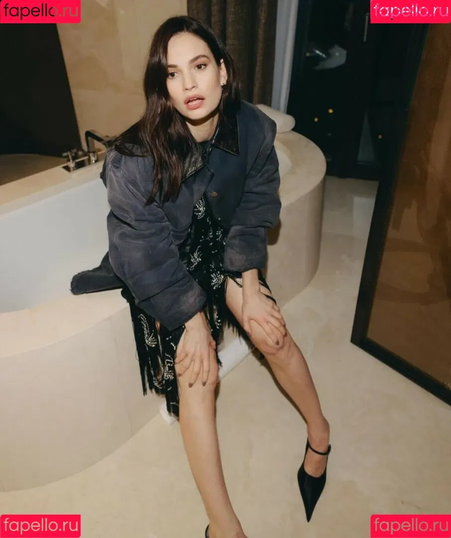 Lily James / lillyjames / lilyjamesofficial Onlyfans Photo Gallery 