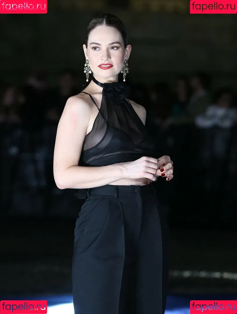 Lily James / lillyjames / lilyjamesofficial Onlyfans Photo Gallery 