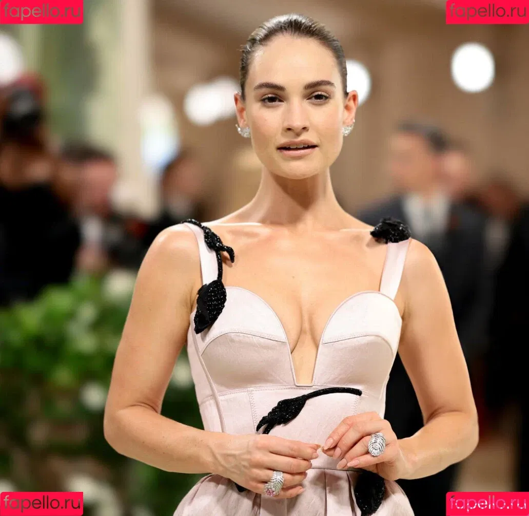 Lily James / lillyjames / lilyjamesofficial Onlyfans Photo Gallery 