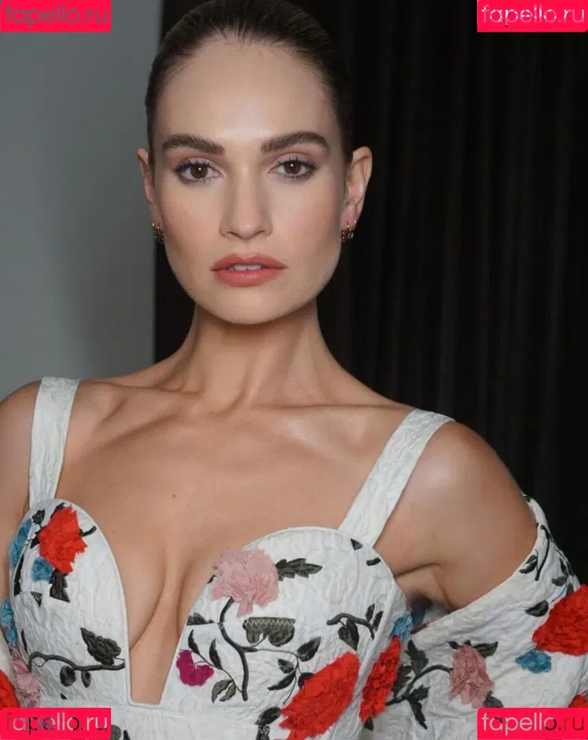 Lily James / lillyjames / lilyjamesofficial Onlyfans Photo Gallery 