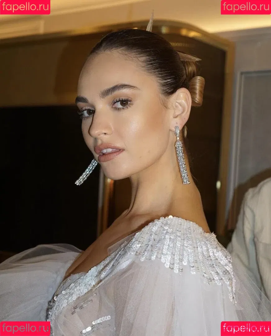 Lily James / lillyjames / lilyjamesofficial Onlyfans Photo Gallery 