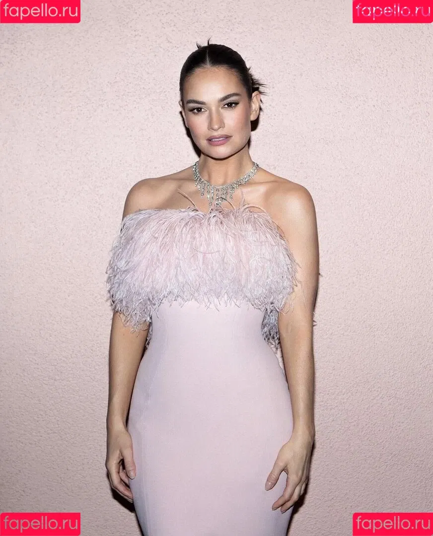 Lily James / lillyjames / lilyjamesofficial Onlyfans Photo Gallery 