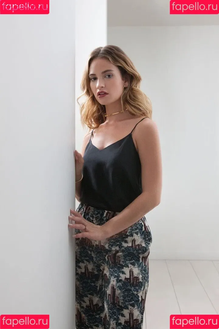 Lily James / lillyjames / lilyjamesofficial Onlyfans Photo Gallery 