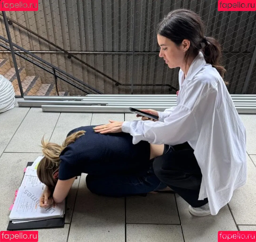 Lily James / lillyjames / lilyjamesofficial Onlyfans Photo Gallery 