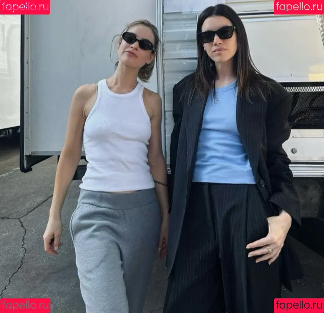 Lily James / lillyjames / lilyjamesofficial Onlyfans Photo Gallery 