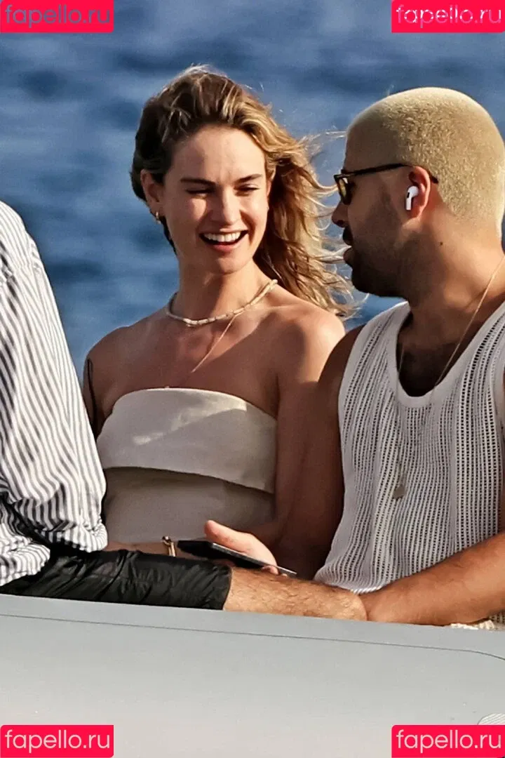 Lily James / lillyjames / lilyjamesofficial Onlyfans Photo Gallery 