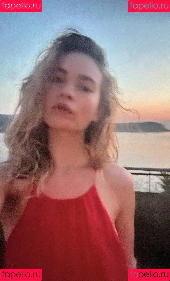 Lily James / lillyjames / lilyjamesofficial Onlyfans Photo Gallery 