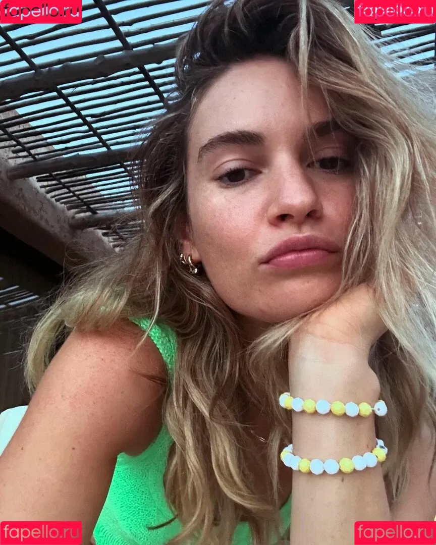 Lily James / lillyjames / lilyjamesofficial Onlyfans Photo Gallery 