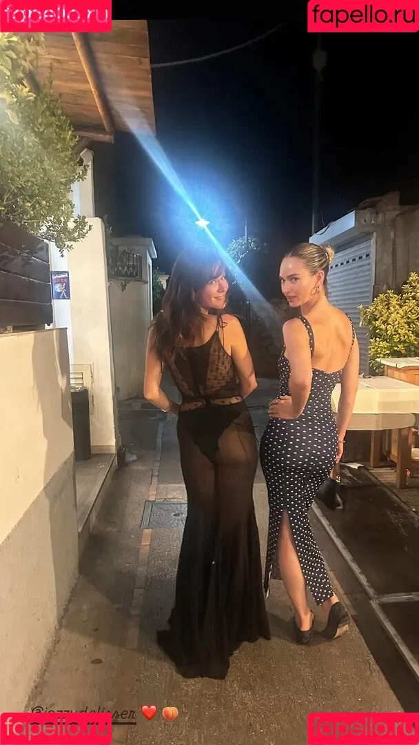 Lily James / lillyjames / lilyjamesofficial Onlyfans Photo Gallery 