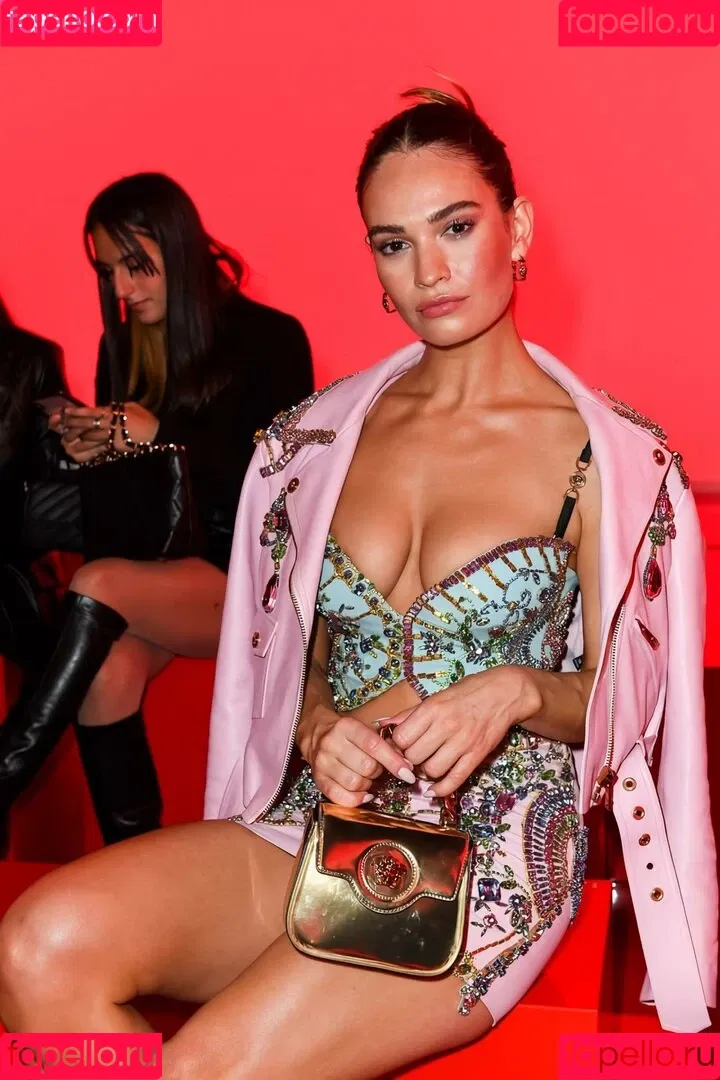 Lily James / lillyjames / lilyjamesofficial Onlyfans Photo Gallery 