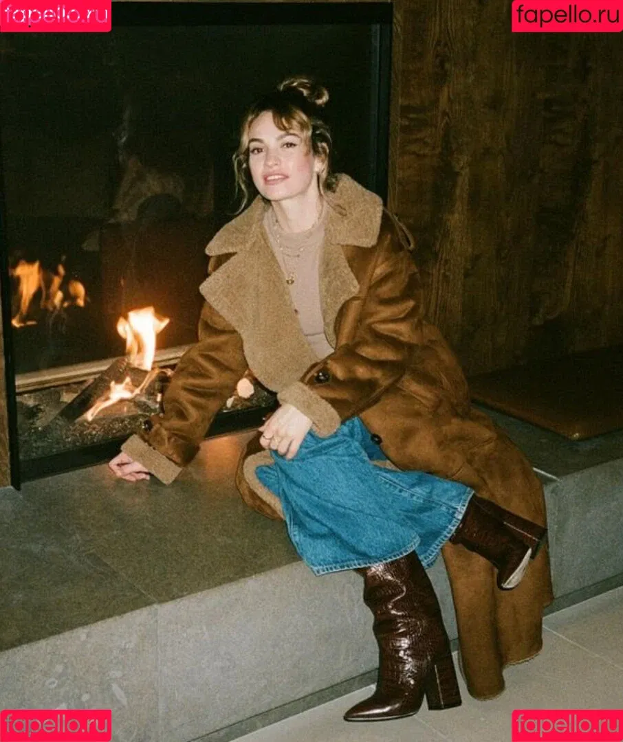 Lily James / lillyjames / lilyjamesofficial Onlyfans Photo Gallery 