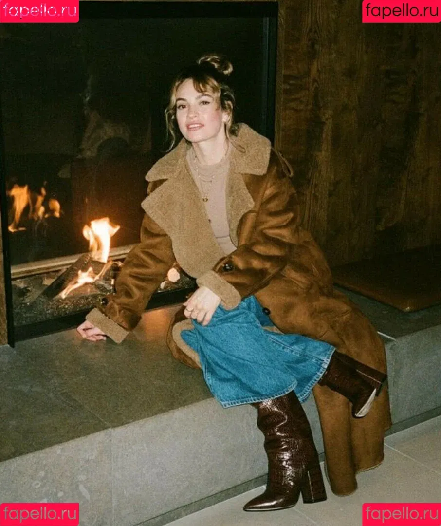 Lily James / lillyjames / lilyjamesofficial Onlyfans Photo Gallery 