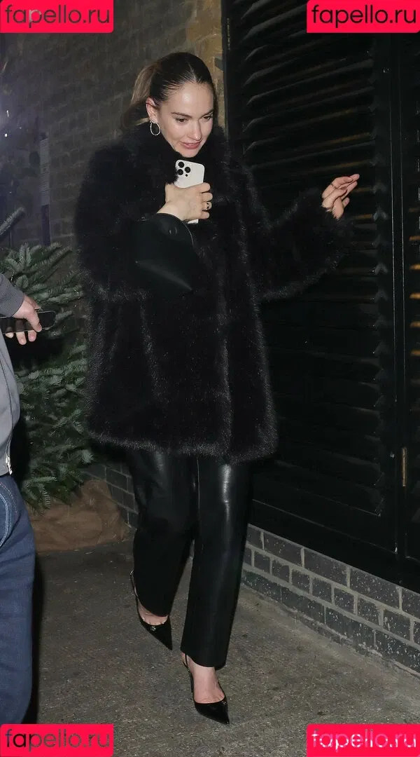 Lily James / lillyjames / lilyjamesofficial Onlyfans Photo Gallery 