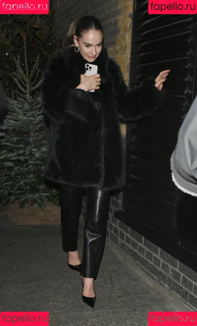 Lily James / lillyjames / lilyjamesofficial Onlyfans Photo Gallery 