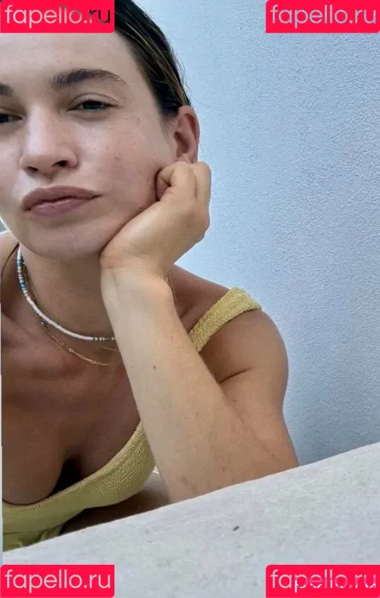 Lily James / lillyjames / lilyjamesofficial Onlyfans Photo Gallery 
