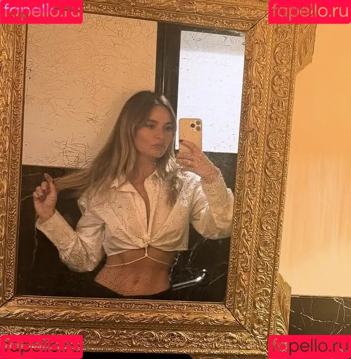 Lily James / lillyjames / lilyjamesofficial Onlyfans Photo Gallery 