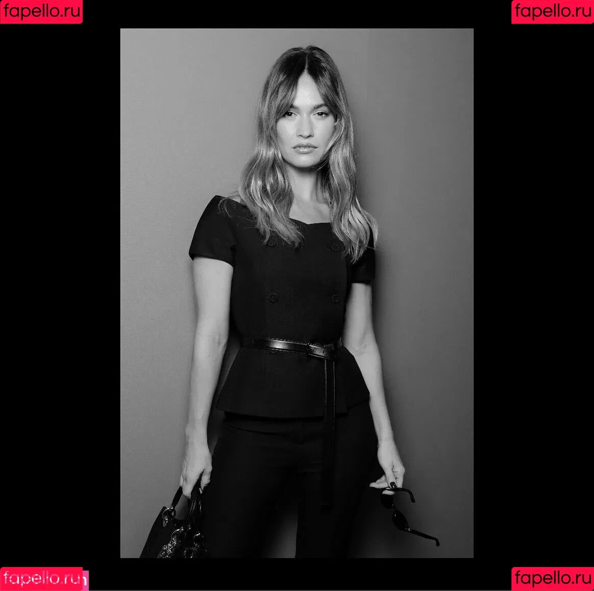 Lily James / lillyjames / lilyjamesofficial Onlyfans Photo Gallery 