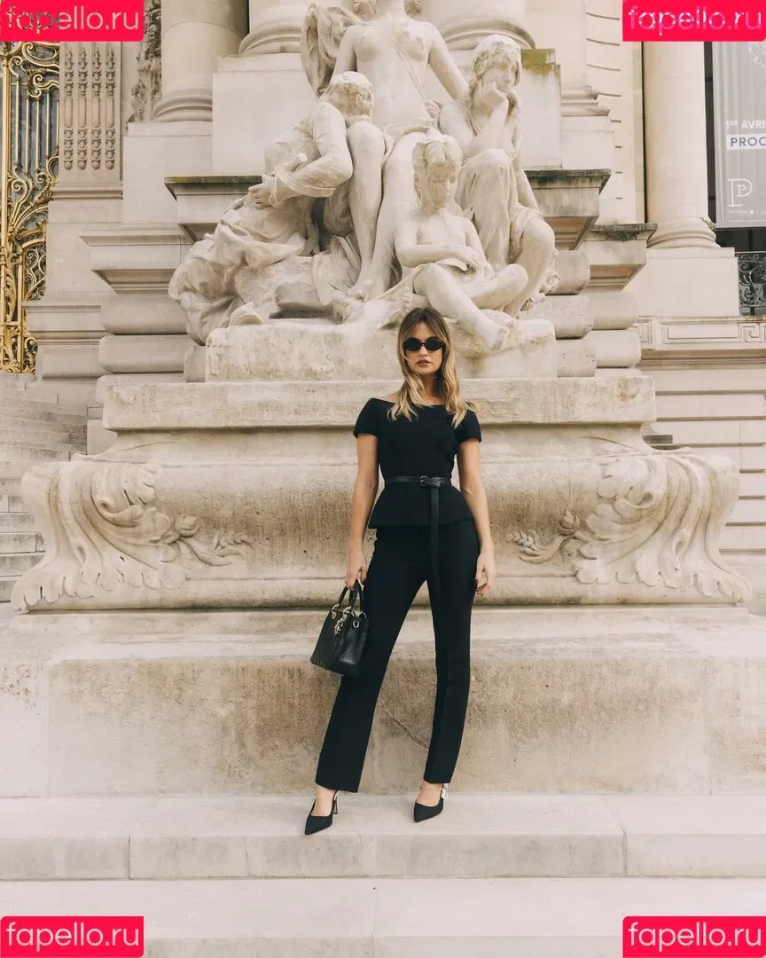Lily James / lillyjames / lilyjamesofficial Onlyfans Photo Gallery 