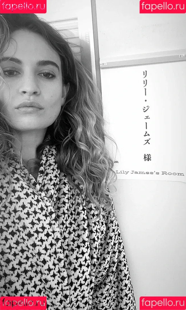 Lily James / lillyjames / lilyjamesofficial Onlyfans Photo Gallery 