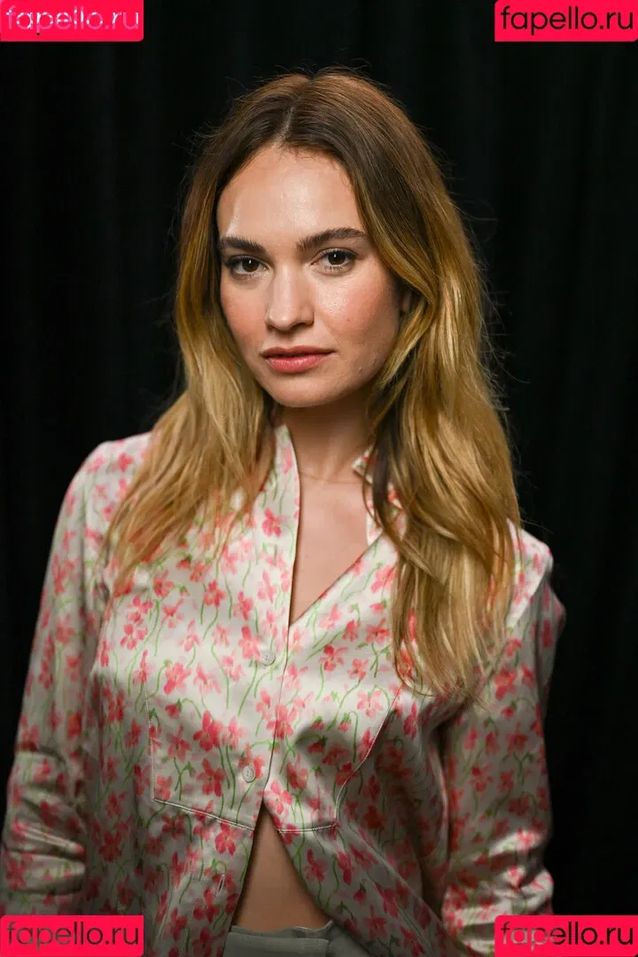 Lily James / lillyjames / lilyjamesofficial Onlyfans Photo Gallery 