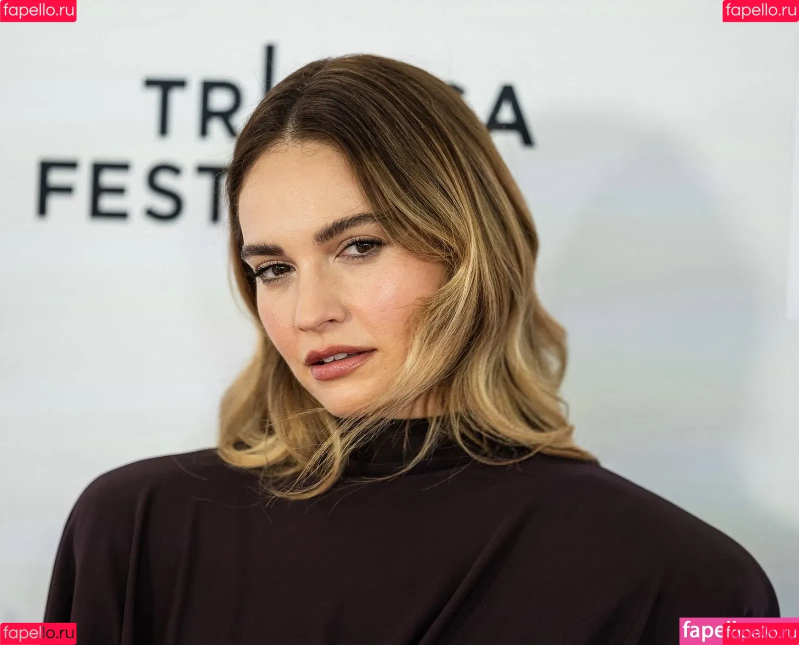 Lily James / lillyjames / lilyjamesofficial Onlyfans Photo Gallery 
