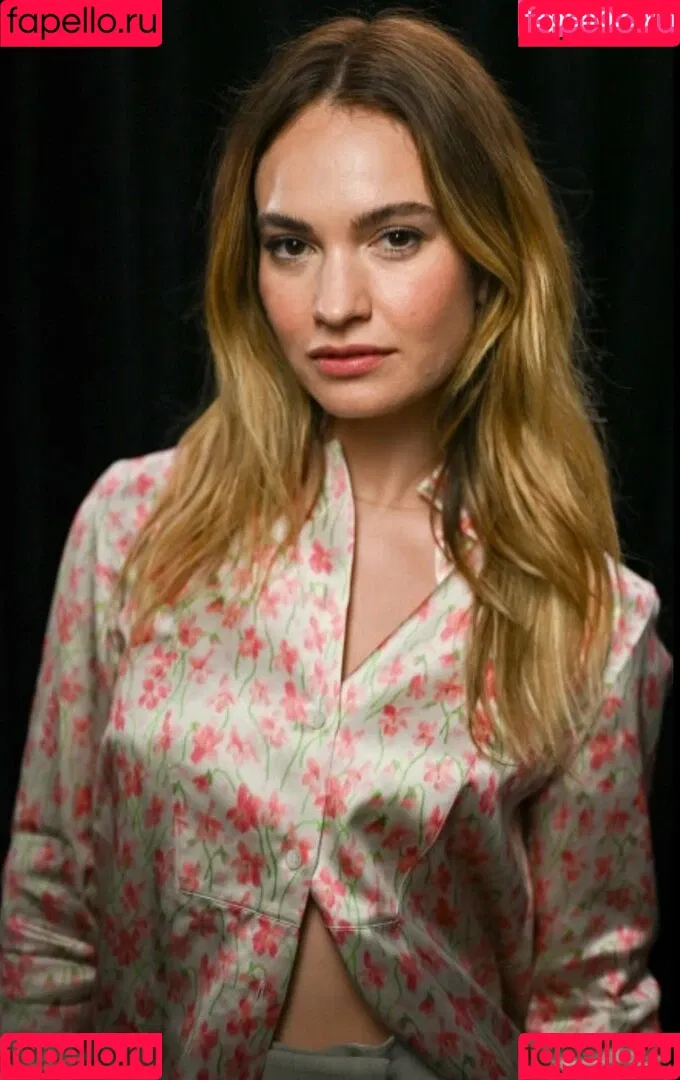 Lily James / lillyjames / lilyjamesofficial Onlyfans Photo Gallery 