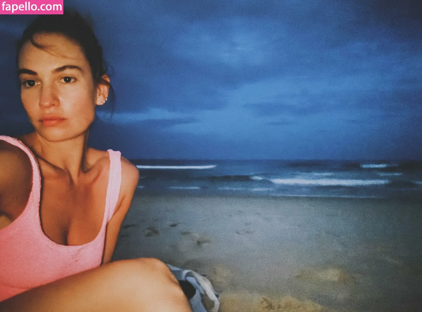 Lily James / lillyjames / lilyjamesofficial Onlyfans Photo Gallery 