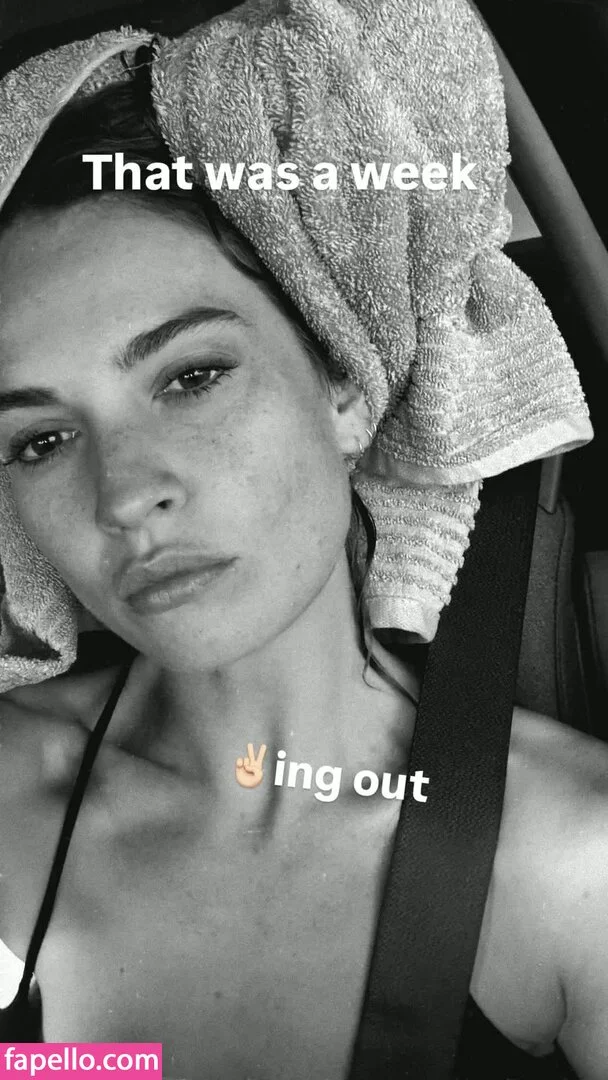 Lily James / lillyjames / lilyjamesofficial Onlyfans Photo Gallery 