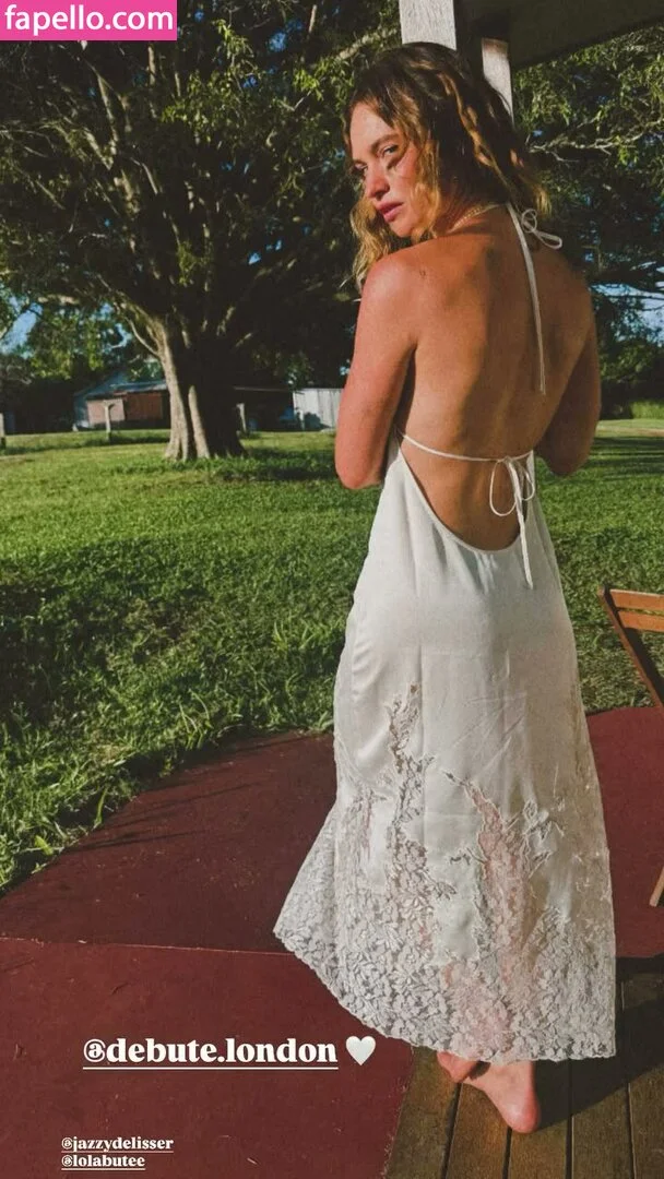 Lily James / lillyjames / lilyjamesofficial Onlyfans Photo Gallery 