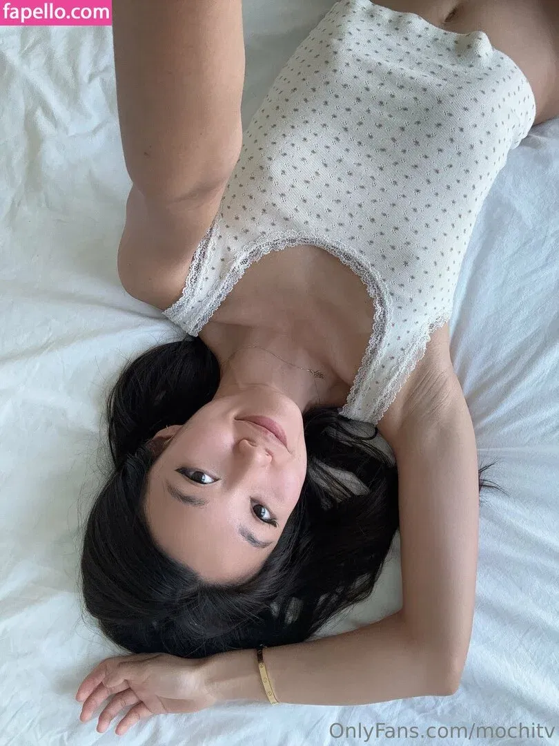 mochitv / watchmochitv Onlyfans Photo Gallery 