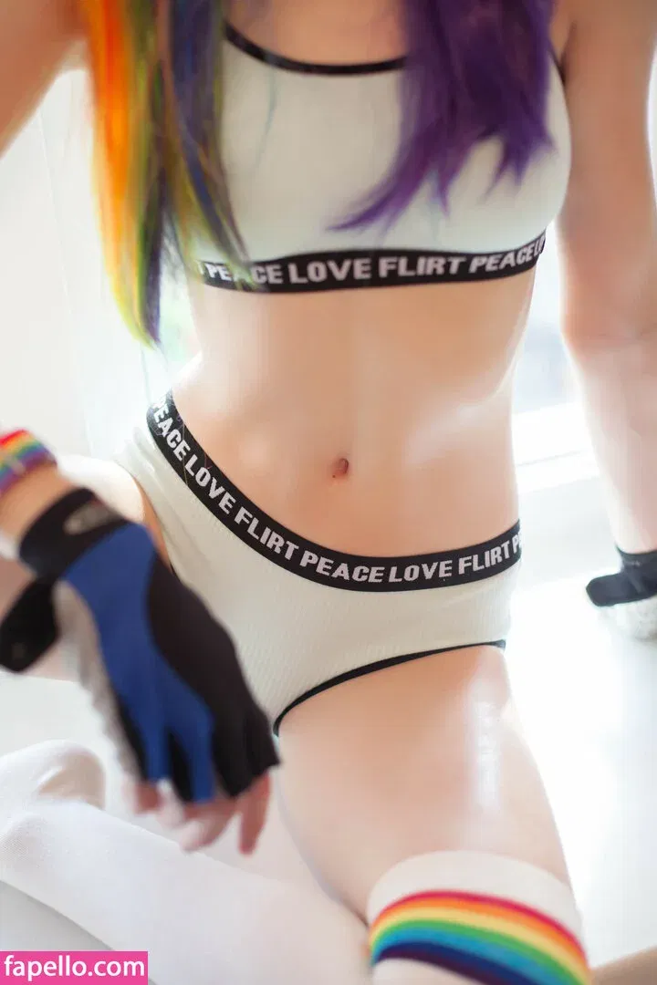 Penkachan / Penkarui Onlyfans Photo Gallery 